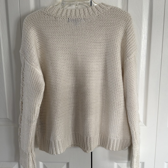 Gently Worn Cara Santana Apt. 9 White Ivory Super Soft Cable Knit Sweater - M - Picture 6 of 11